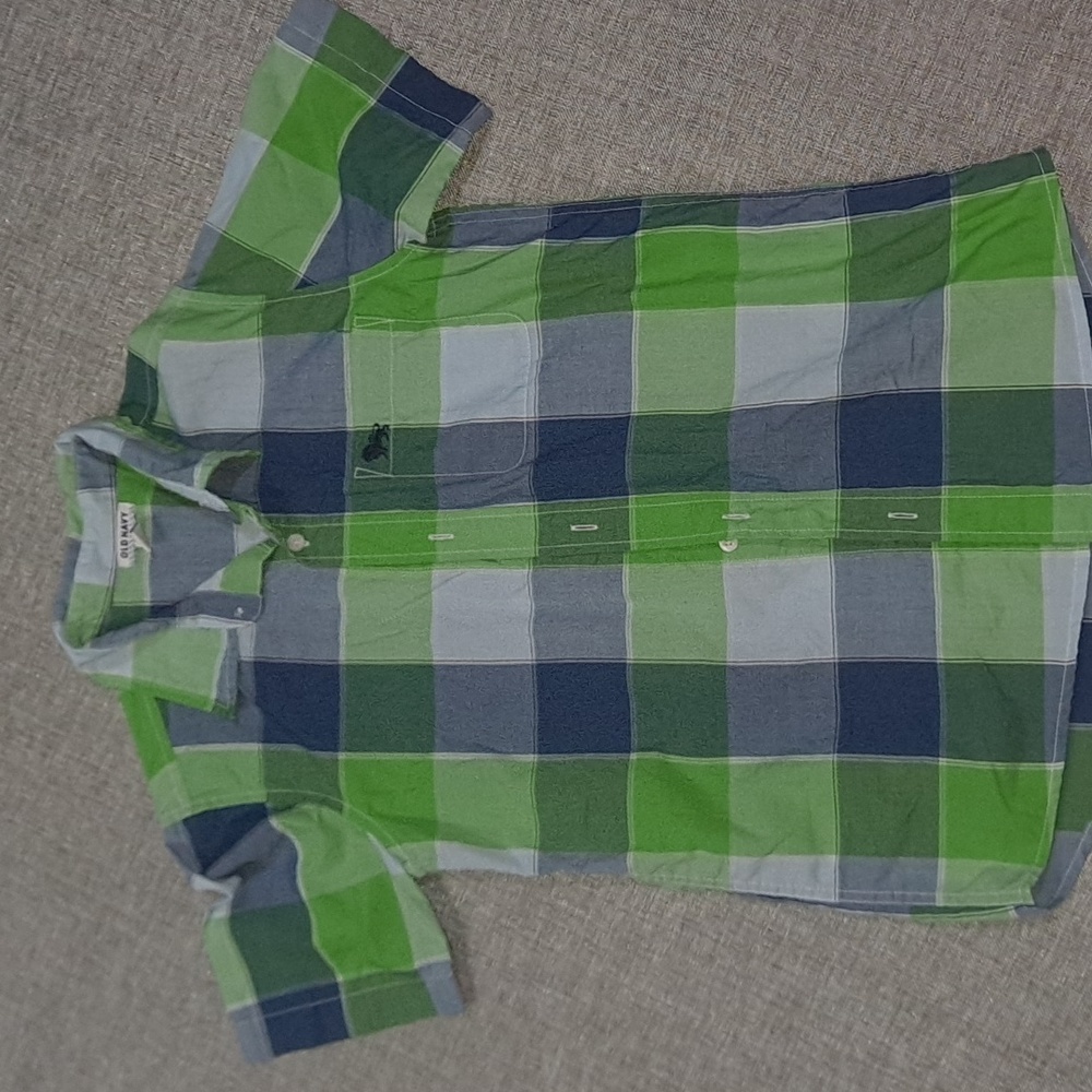 Old Navy Green White and Blue Plaid Boys Button Down Short Sleeve YLG